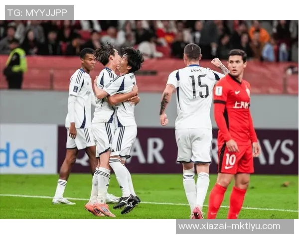 海港意外失球陈威扑救失误傅欢自摆乌龙陷入被动局面